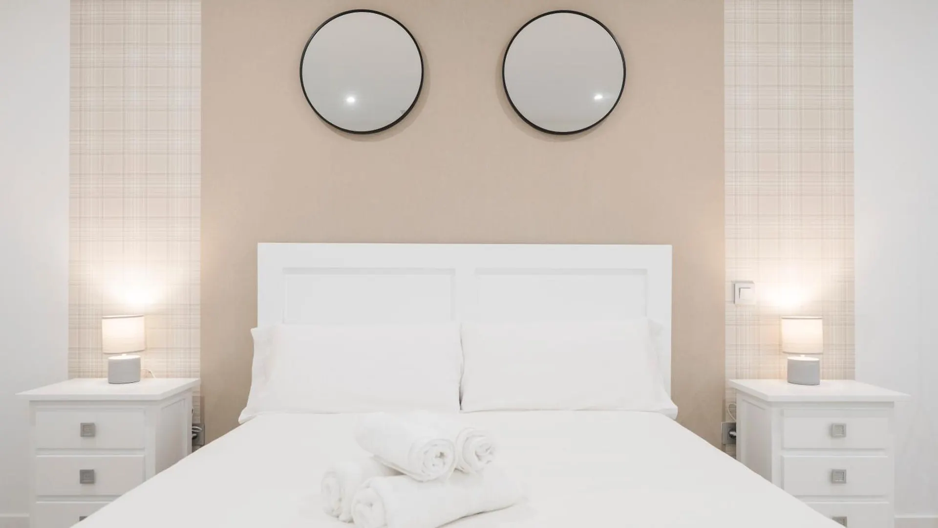 Gm Toledo Apartamentos By Toledo Ap